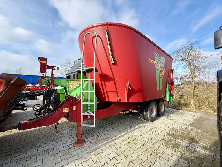 Te koop: Occasion Strautmann voermengwagen